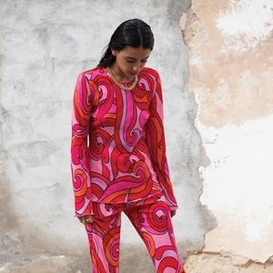 Never Fully Dressed Pink Swirl Plisse Top
